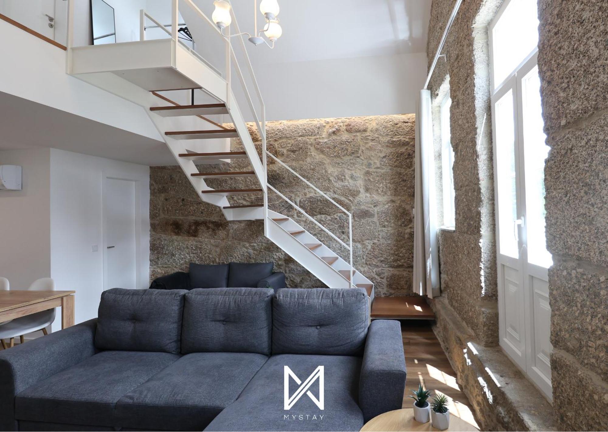 Mystay - D Maria Apartments Вила-Нова-ди-Фамаликан Экстерьер фото