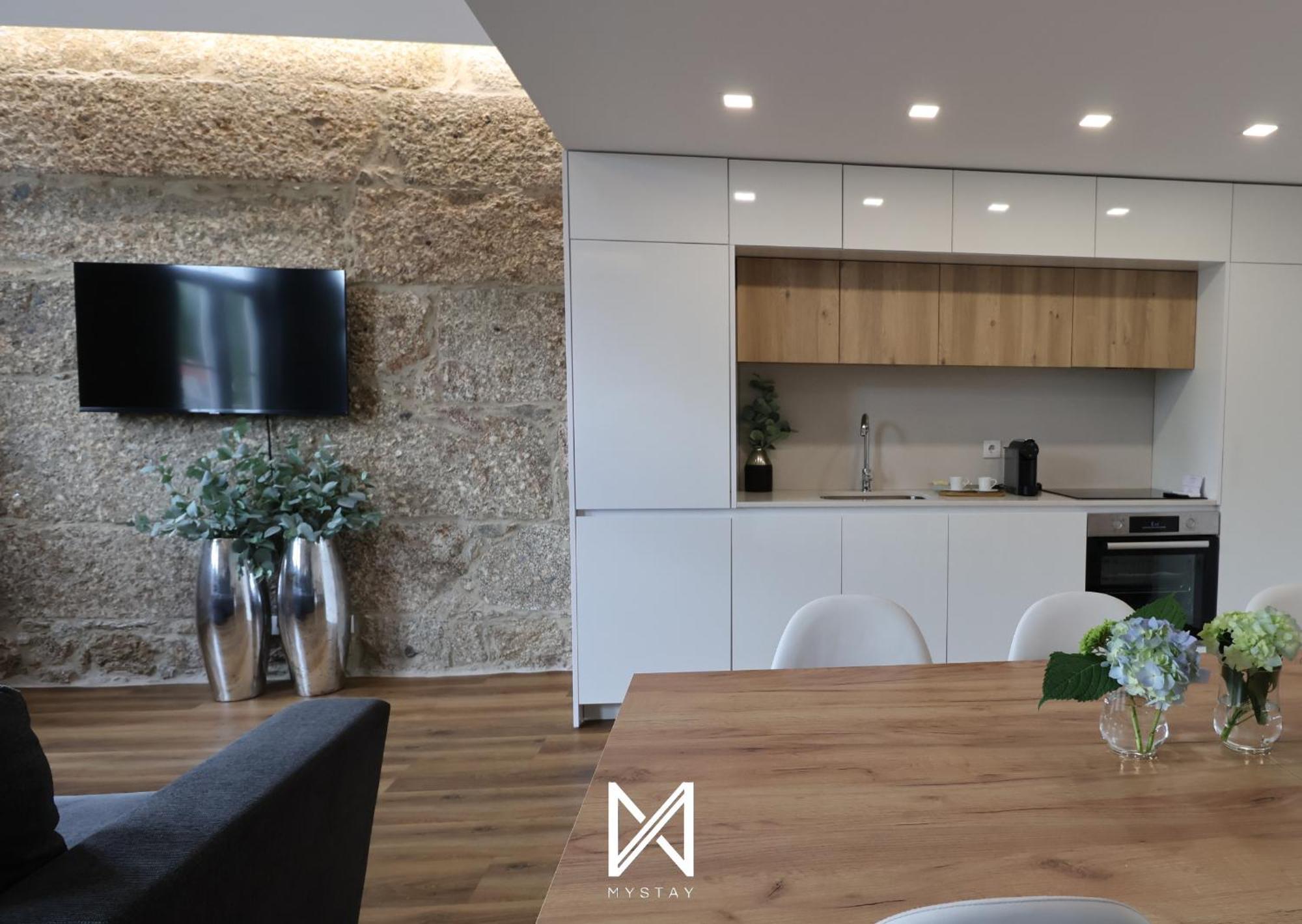 Mystay - D Maria Apartments Вила-Нова-ди-Фамаликан Номер фото